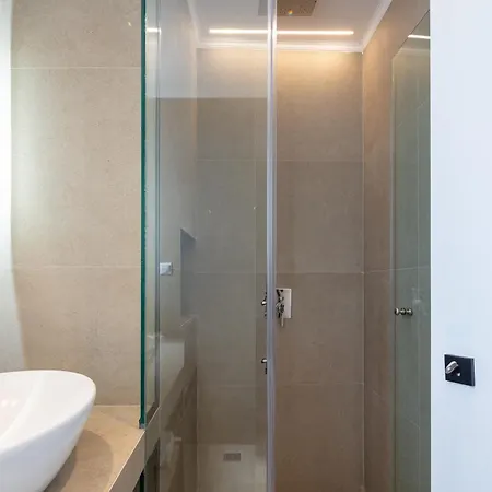 Aparthotel Rea *