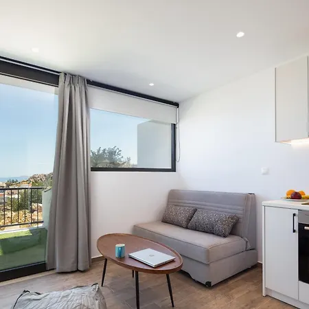 Aparthotel Rea *